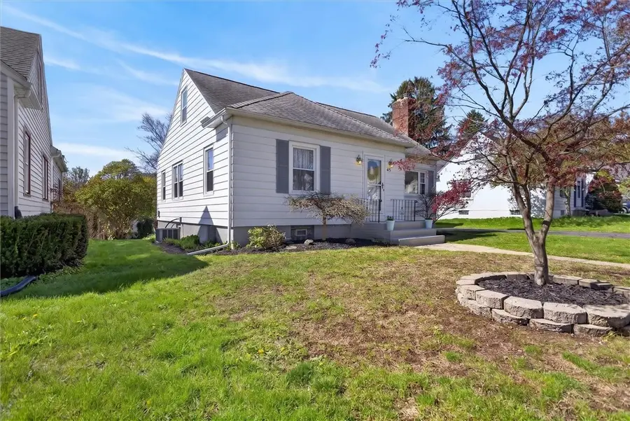 45 Longcroft Road, Rochester, NY 14609 - #2