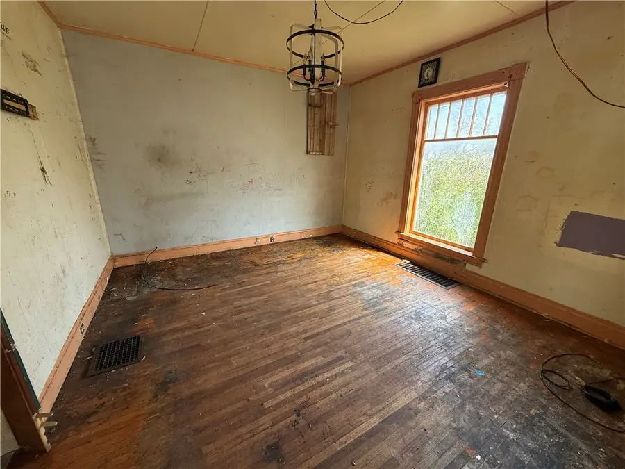 438 Broadway, Elmira, NY 14904 - #3