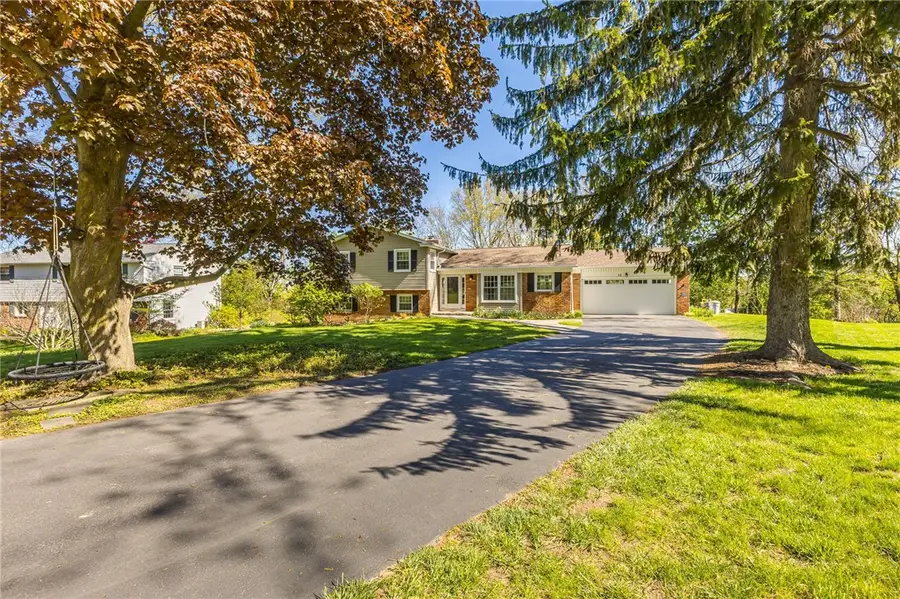 12 Mountain Rise, Fairport, NY 14450 - #2