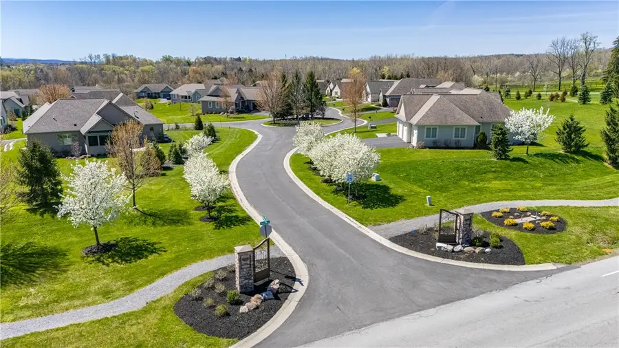 7 Hawkstone Way, Pittsford, NY 14534 - #3