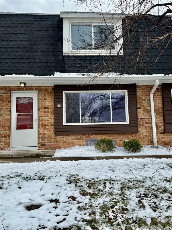 275 Owens Road #32, Brockport, NY 14420