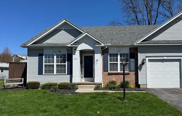 202 Twin Pines Court, Rochester, NY 14616