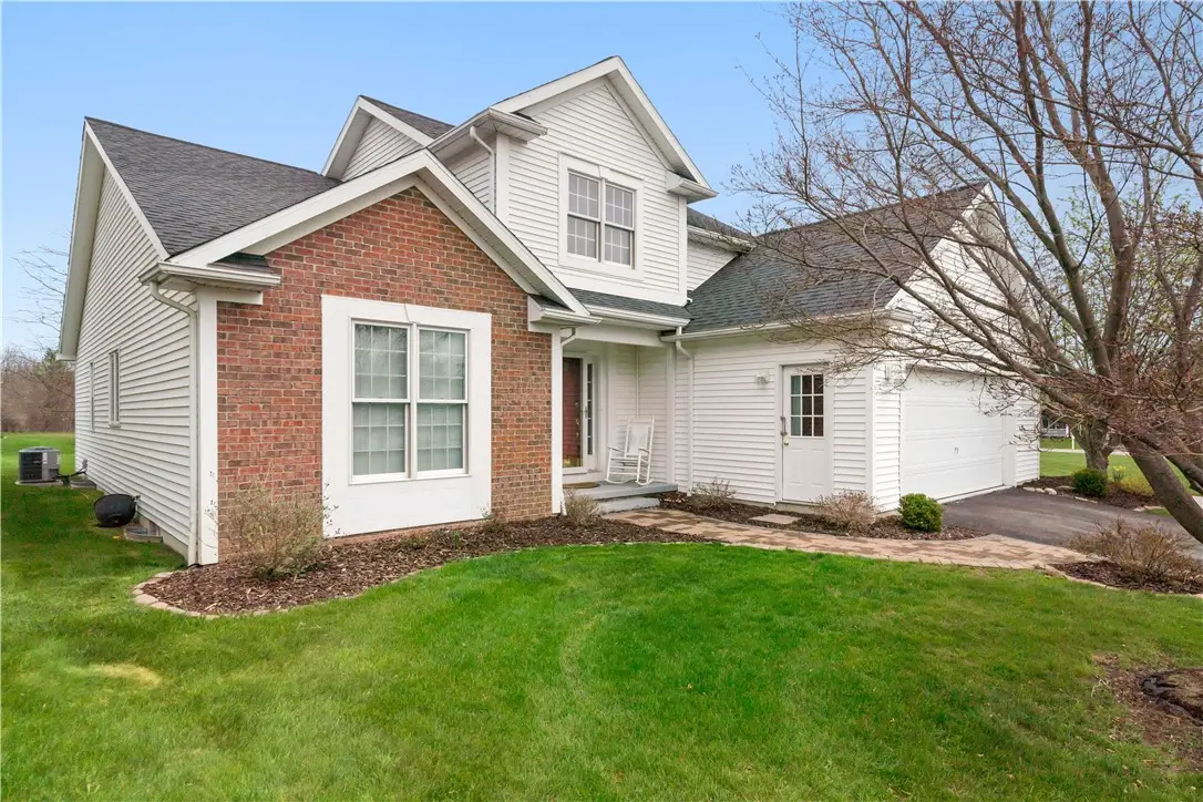 4928 Bramblewood, Canandaigua, NY 14424 - #1