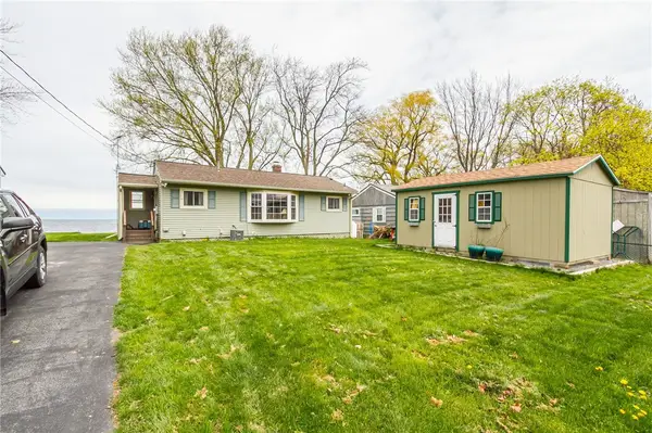 15631 Thompson Drive, Kent, NY 14477