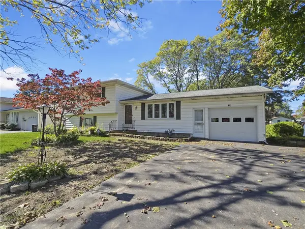 61 Debby Lane, Rochester, NY 14606