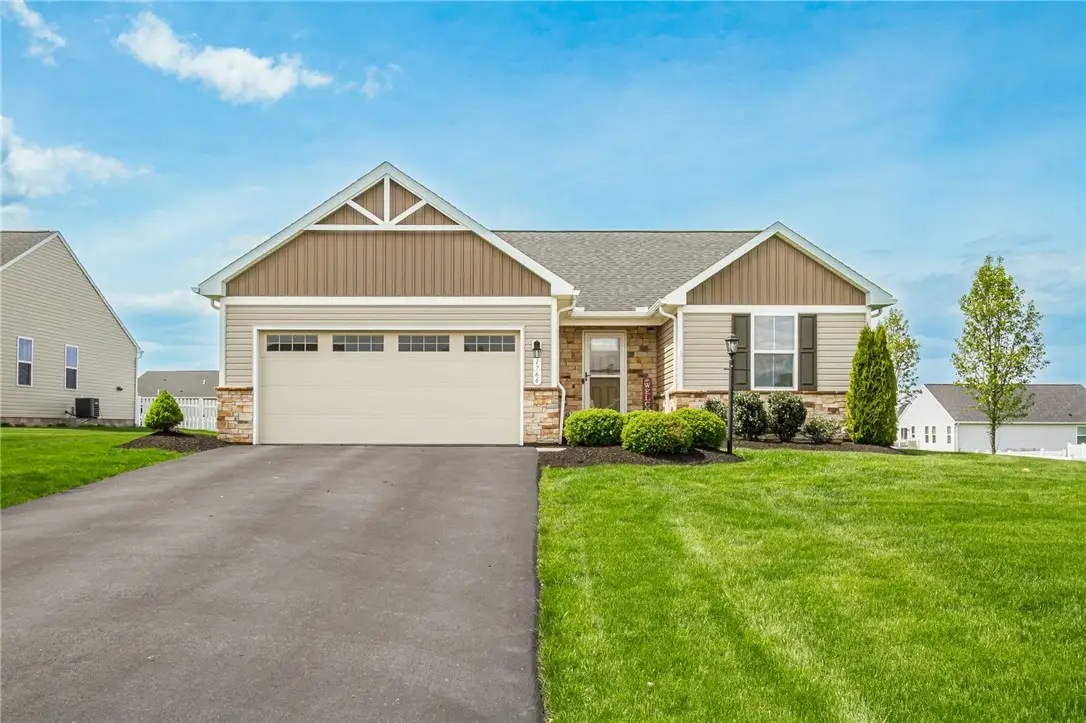 1766 Ackerman, Farmington, NY 14425 - #1