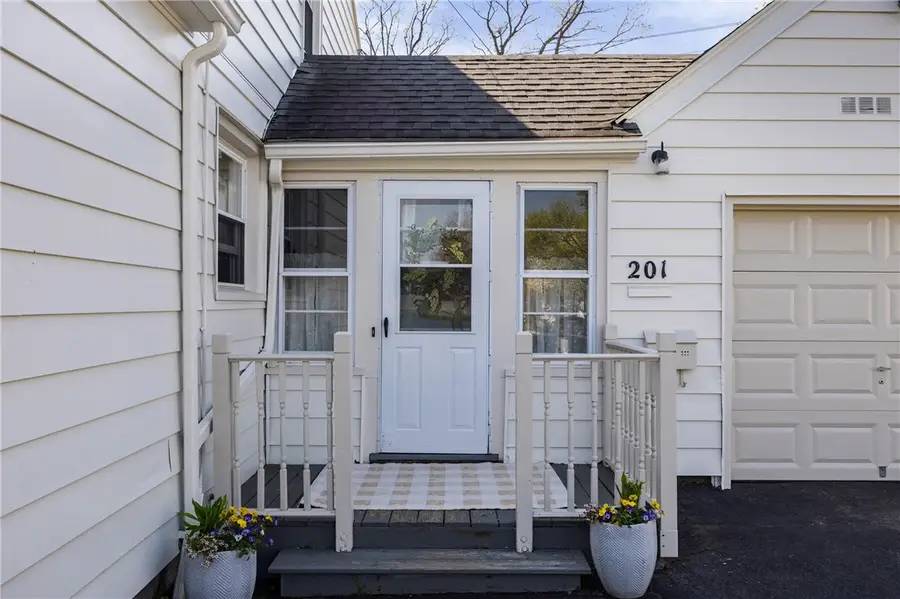 201 Shelford Road, Rochester, NY 14609 - #3