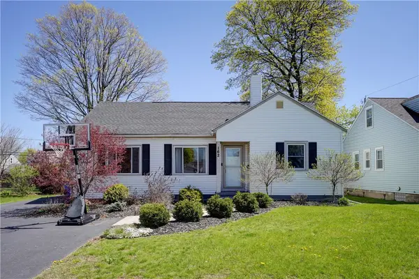 162 Nantucket Rd, Rochester, NY 14626