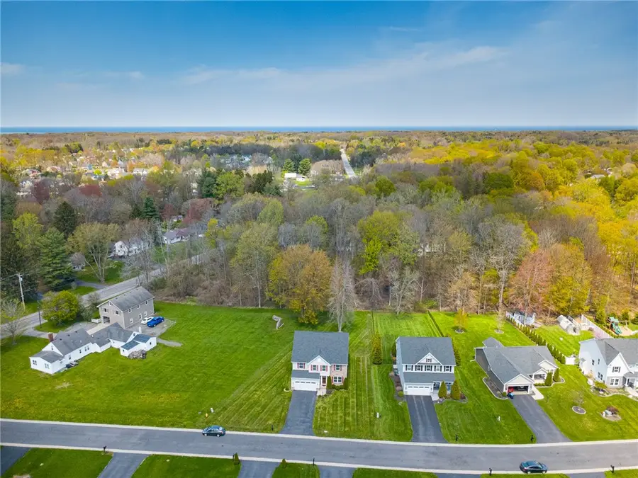 708 Hillspring, Webster, NY 14580 - #2