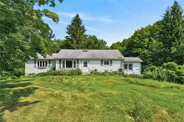 11287 Ridge Road, Wolcott, NY 14590