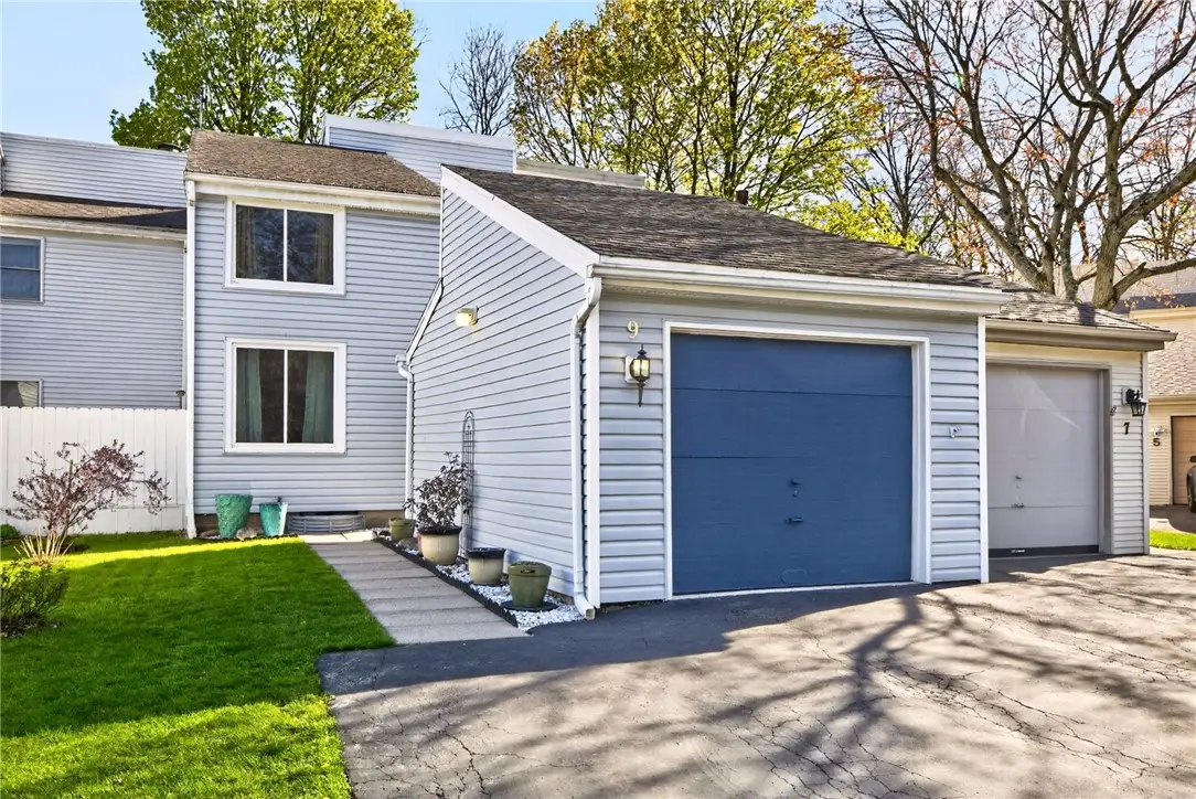 9 Brimsdown Circle, Fairport, NY 14450 - #1