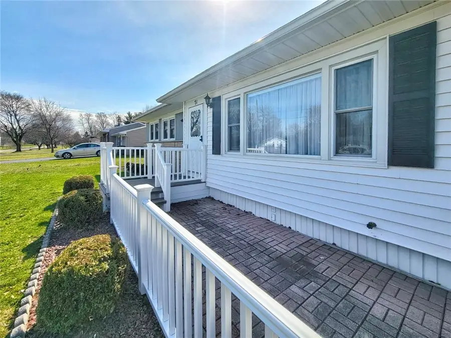 71 Fox Meadow Road, Rochester, NY 14626 - #3