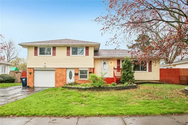 8 Caren Drive, Rochester, NY 14622