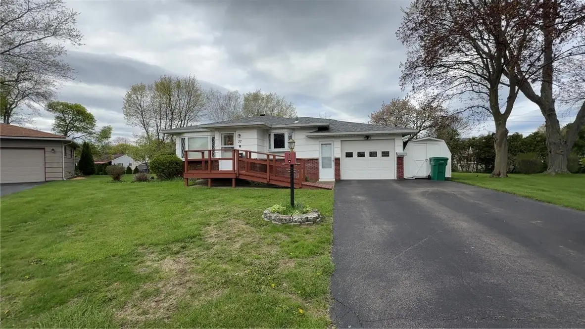 37 Ridge Port Circle, Rochester, NY 14617 - #1