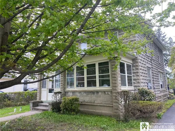 49 Maple Avenue, Fredonia, NY 14063