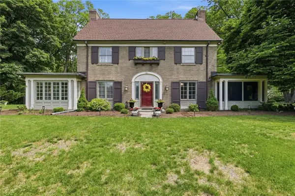 210 Fairport Road, East Rochester, NY 14445