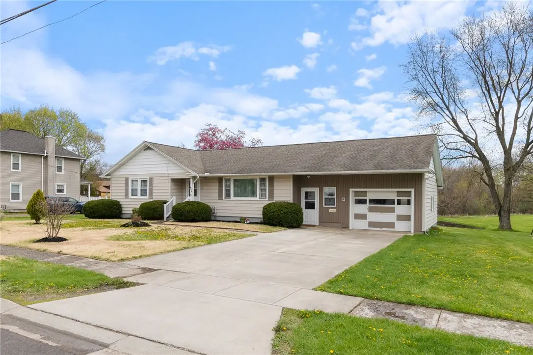 210 Lincoln Street, Wayland, NY 14572 - #1