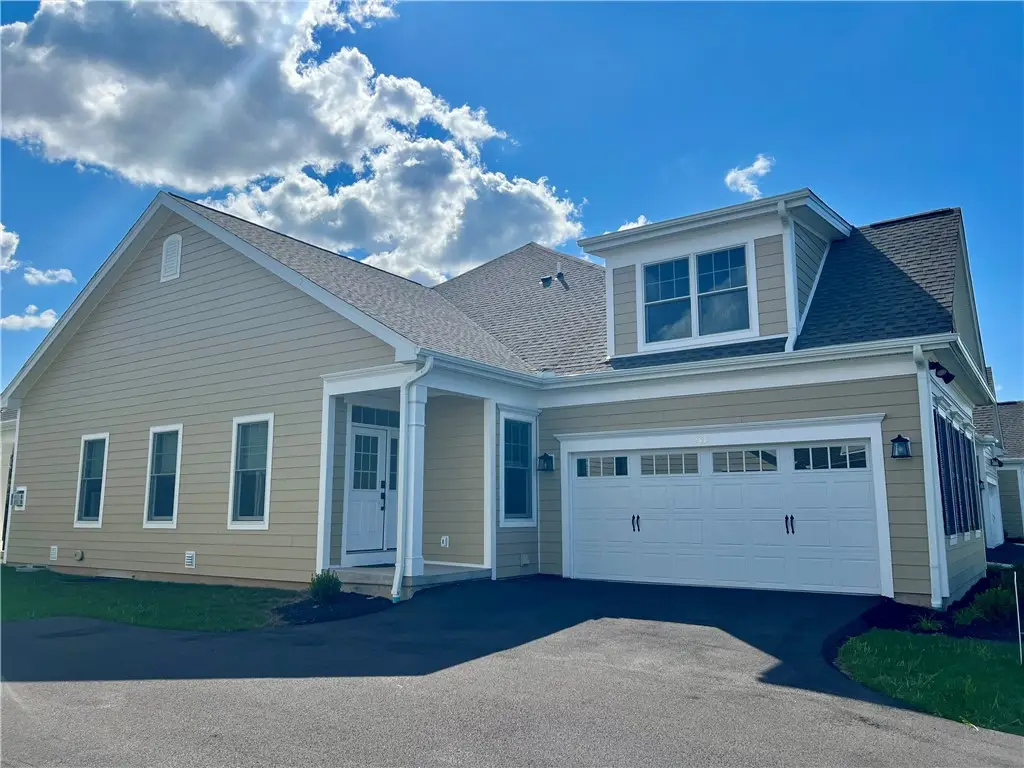 241 Bretlyn Cir, Rochester, NY 14618 - #1