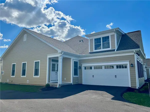 241 Bretlyn Cir, Rochester, NY 14618