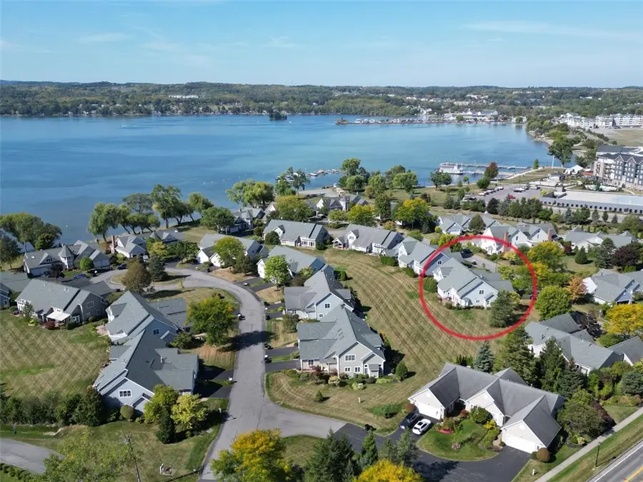 115 Carousel Ln, Canandaigua, NY 14424 - #2