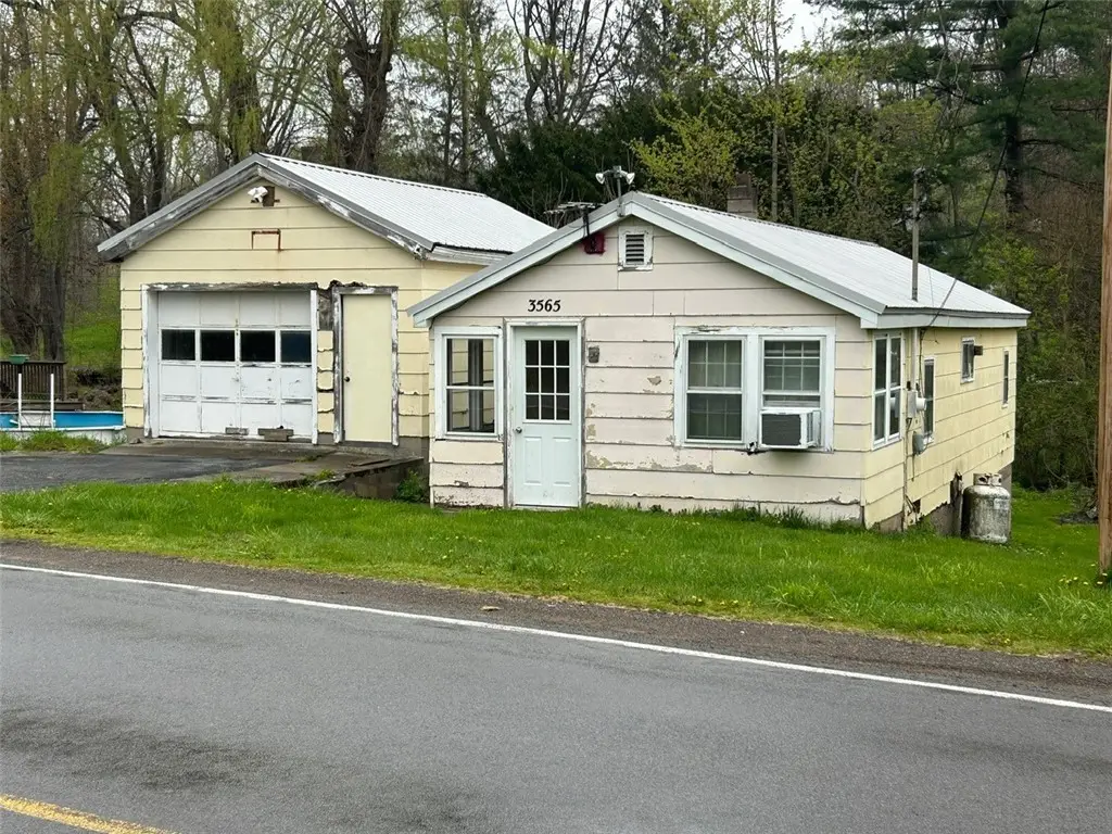 3565 N Creek Road, Palmyra, NY 14522 - #1