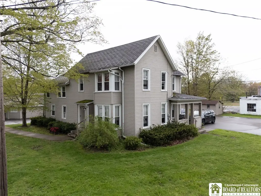 15 Chautauqua Street, Fredonia, NY 14063 - #1