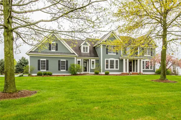 18 Turning Leaf Drive, Pittsford, NY 14534