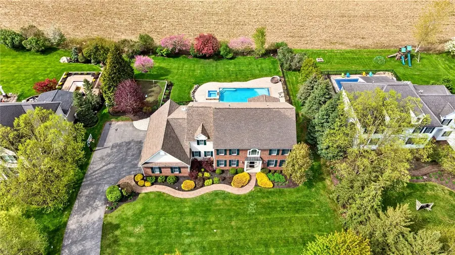 63 Mahogany Run, Pittsford, NY 14534 - #2
