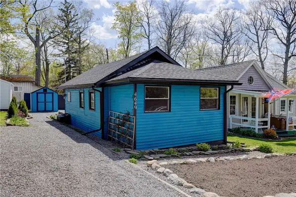 4649 Maiden Lane, Canandaigua, NY 14424