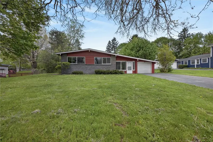 648 Pinnacle Road, Pittsford, NY 14534 - #3