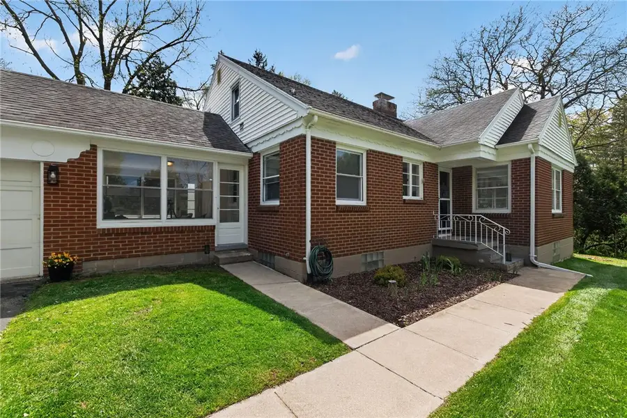 2539 Browncroft Boulevard, Rochester, NY 14625 - #2