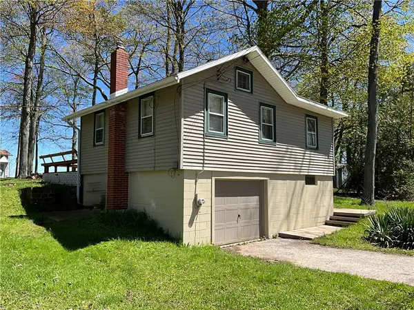 13333 Winding Road, Waterport, NY 14571