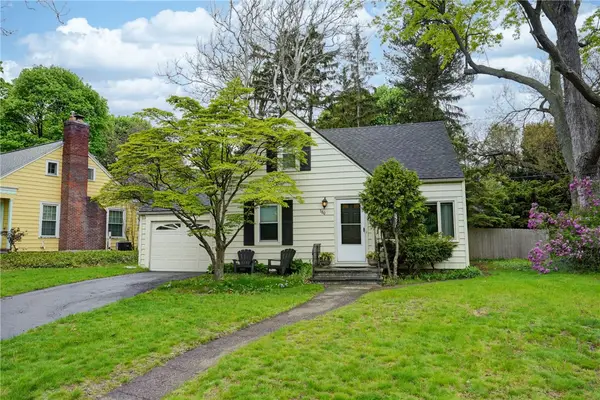 380 Hillside Avenue, Rochester, NY 14610