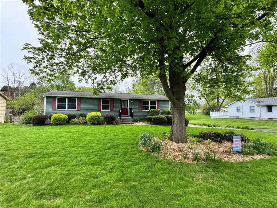 106 Norris Drive, Waterloo, NY 13165 - #2