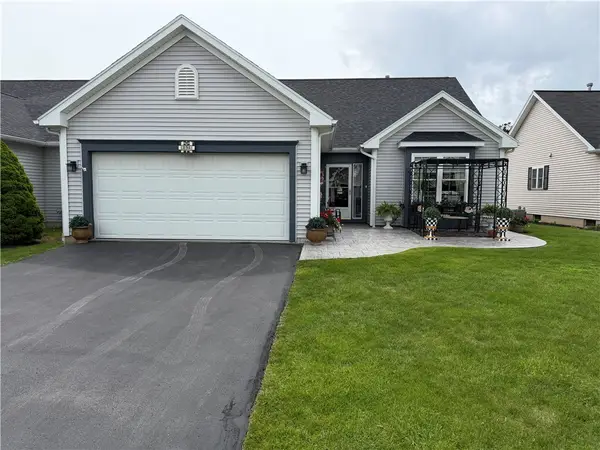 151 Stewart Place, Canandaigua, NY 14424