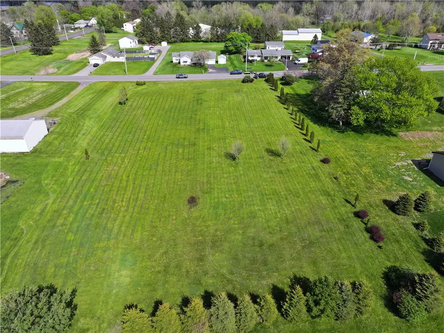 6197 Lincoln Rd, Ontario, NY 14519 - #2