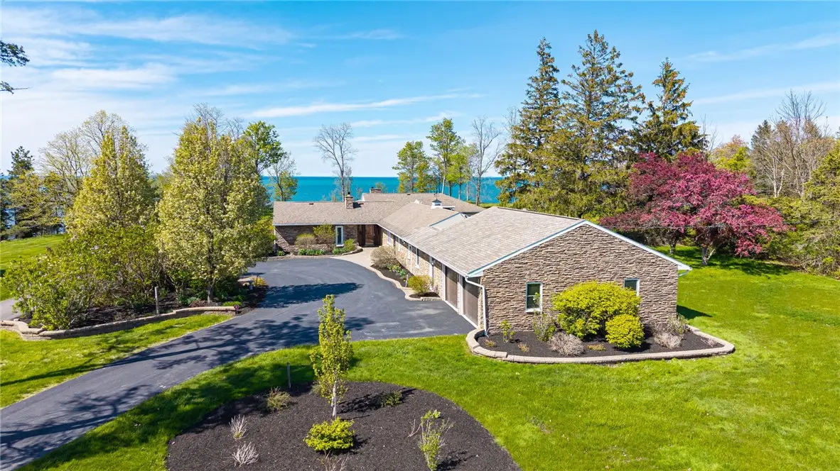 1640 Lake Rd, Webster, NY 14580 - #1