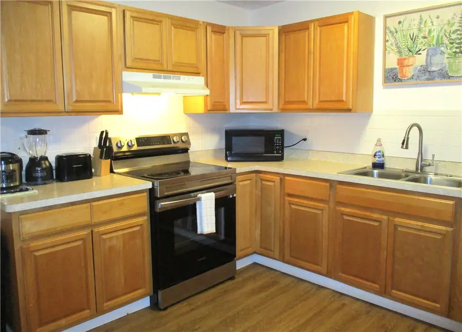 5031 North Road, Canandaigua, NY 14424 - #3