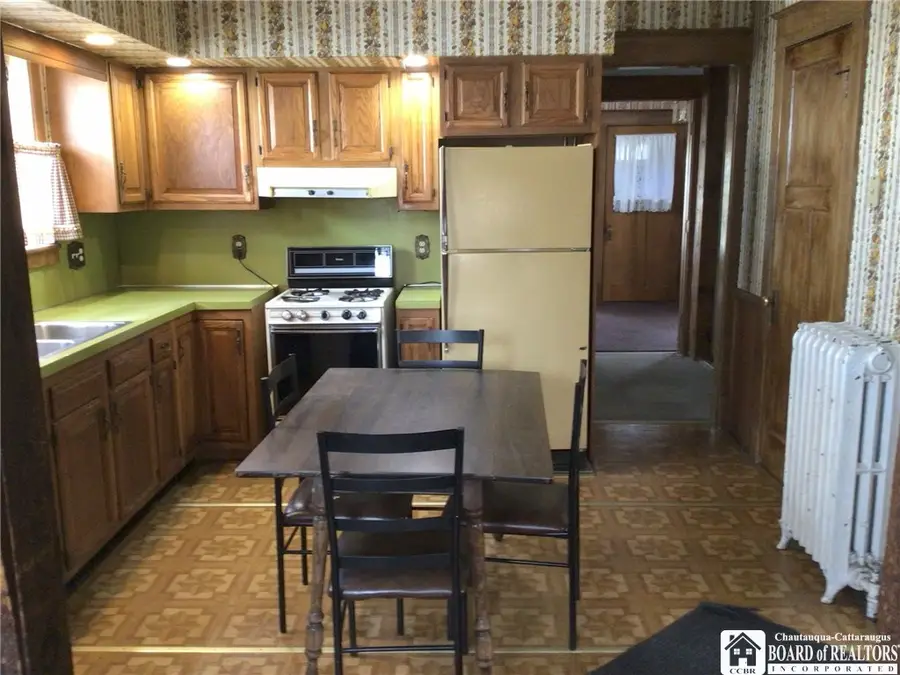 140 Central Avenue, Fredonia, NY 14063 - #2