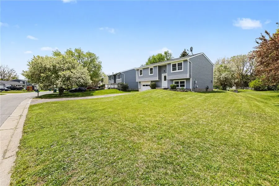 1258 Glen Carlyn Drive, Farmington, NY 14425 - #3