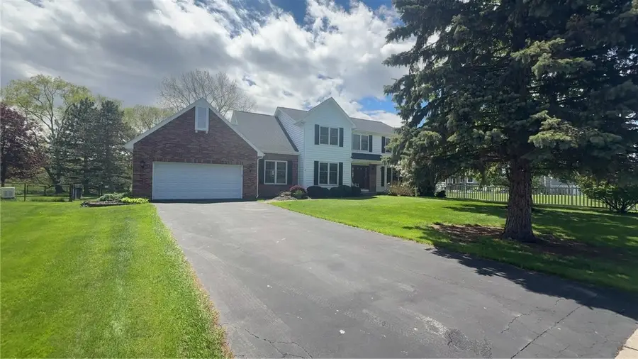 125 Jersey Black Circle, Rochester, NY 14626 - #2