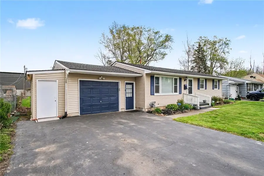 154 Burben Way, Rochester, NY 14624 - #3
