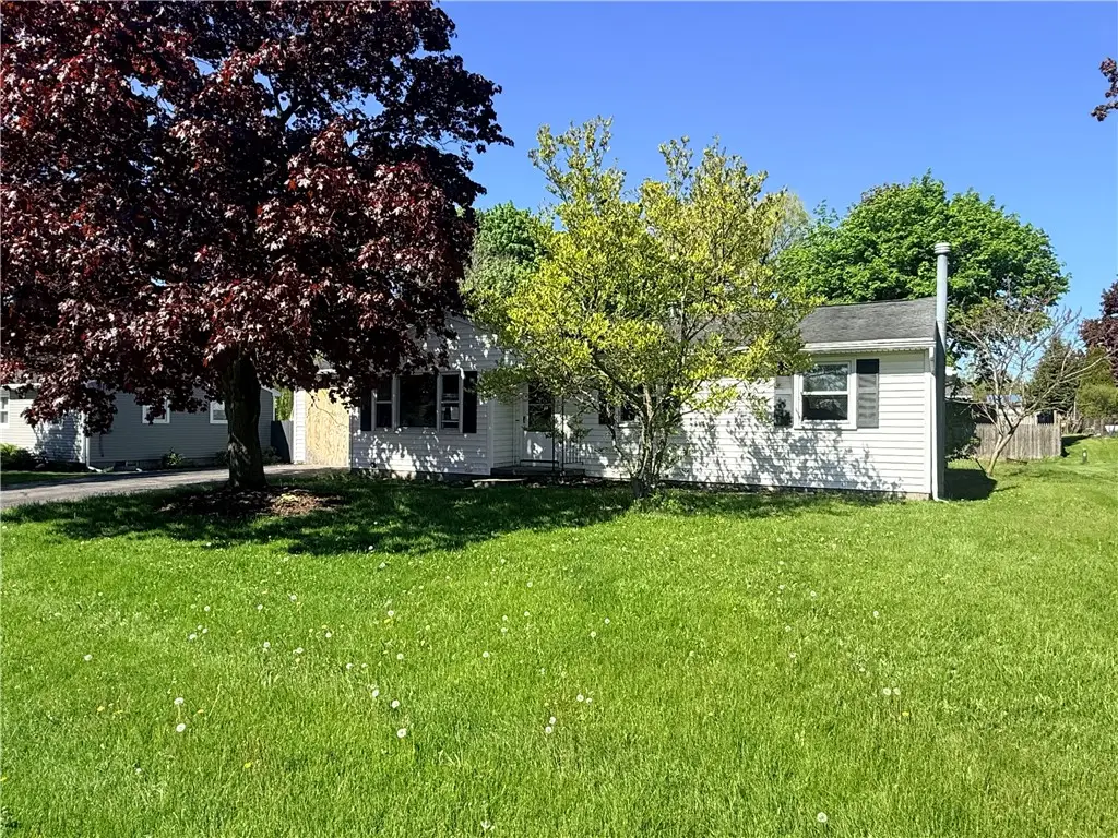 12 Gannett Road, Farmington, NY 14425 - #1