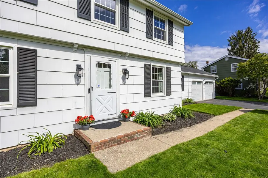 260 Viennawood Drive, Rochester, NY 14618 - #2