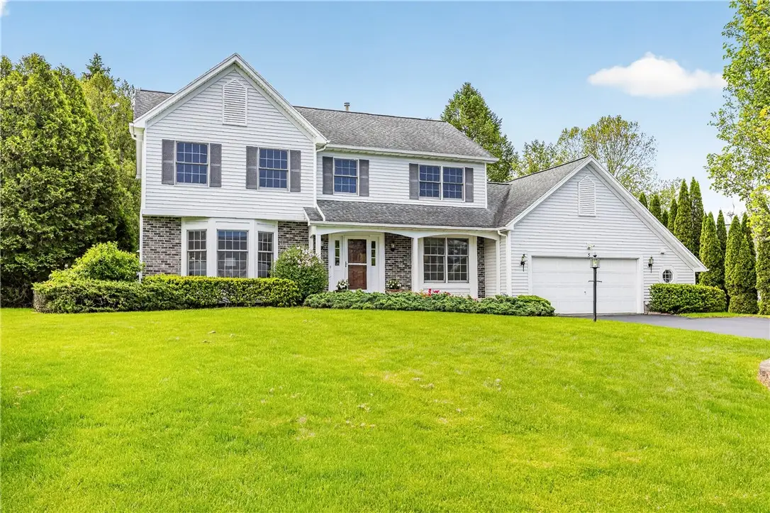 5 Fresh Meadow Run, Penfield, NY 14526 - #1
