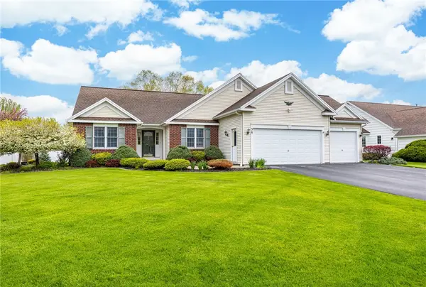 38 Sotheby Drive, Rochester, NY 14626