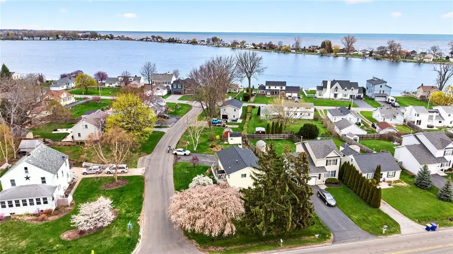 226 Lowden Point Road, Rochester, NY 14612 - #3