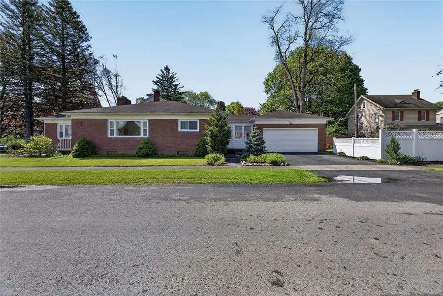 126 Wildmere Road, Rochester, NY 14617 - #2