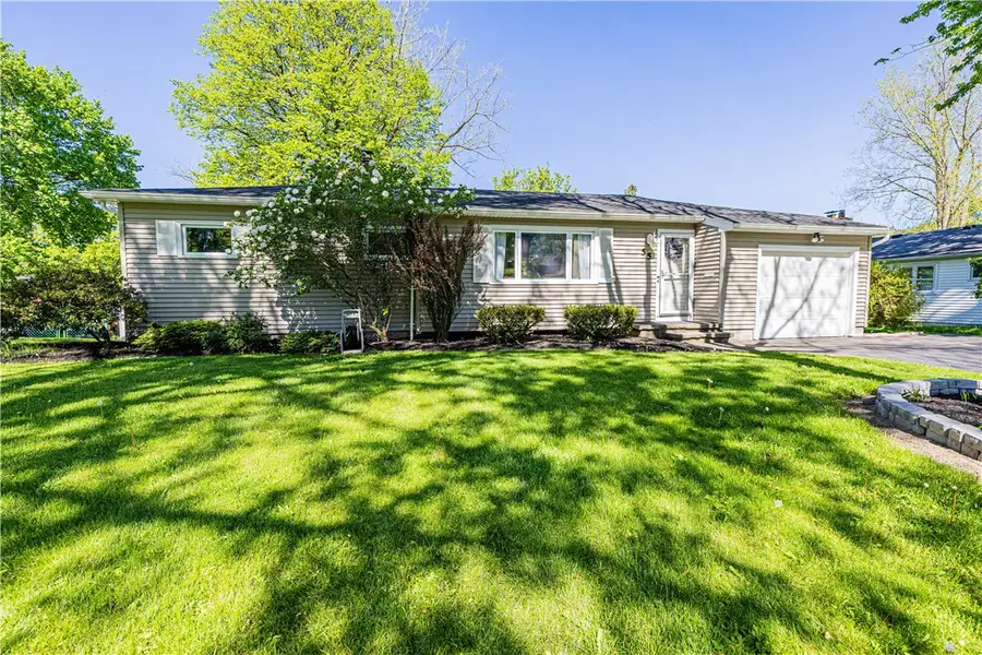 55 Hillside Road, Penfield, NY 14526 - #2