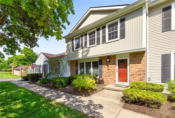 80 New Wickham Drive, Penfield, NY 14526